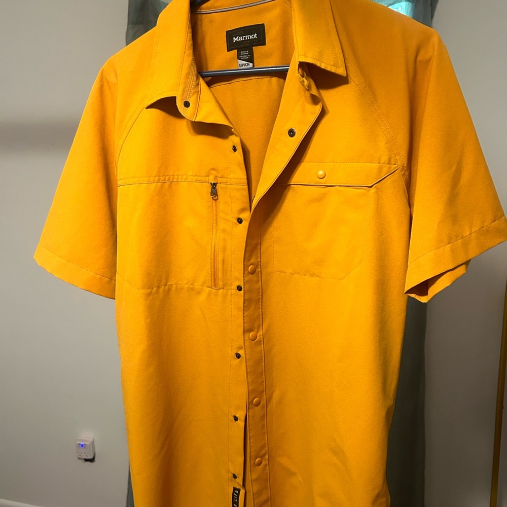 Marmot Yellow Casual Button Down Shirt Short Sleeve
